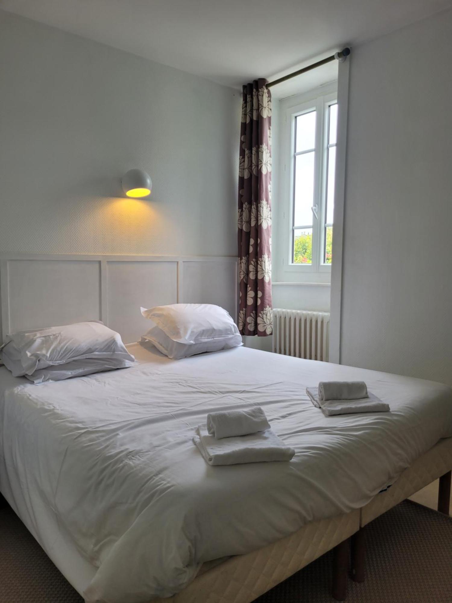 Hotel Duchesse Anne Динан Екстериор снимка
