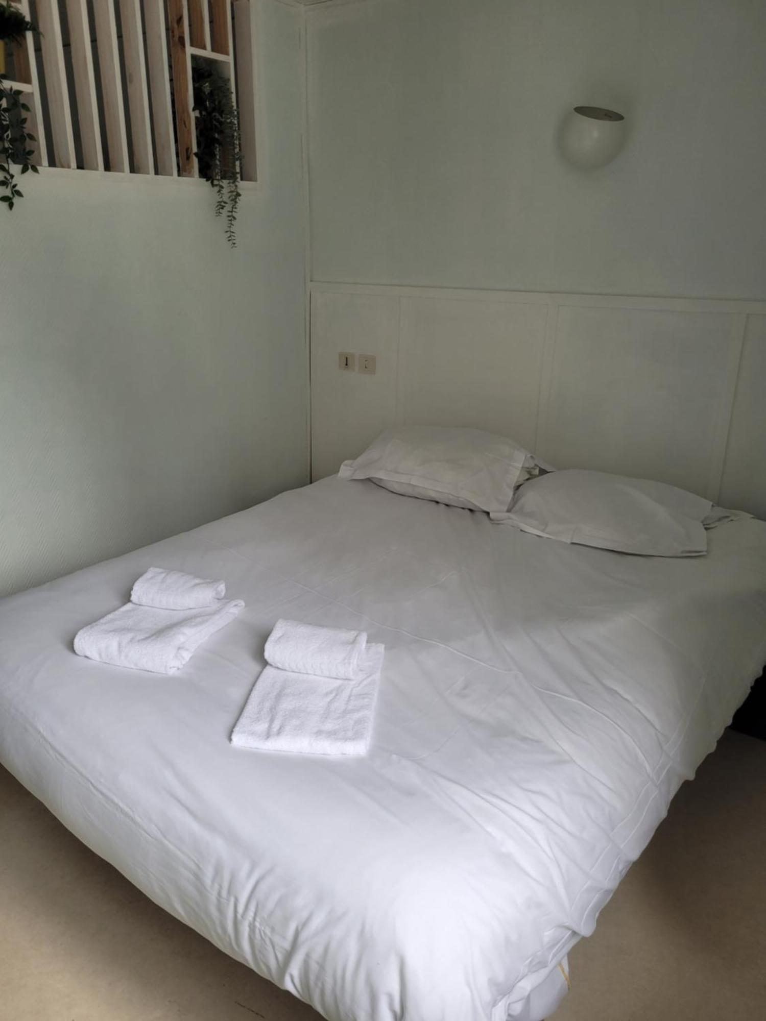 Hotel Duchesse Anne Динан Екстериор снимка