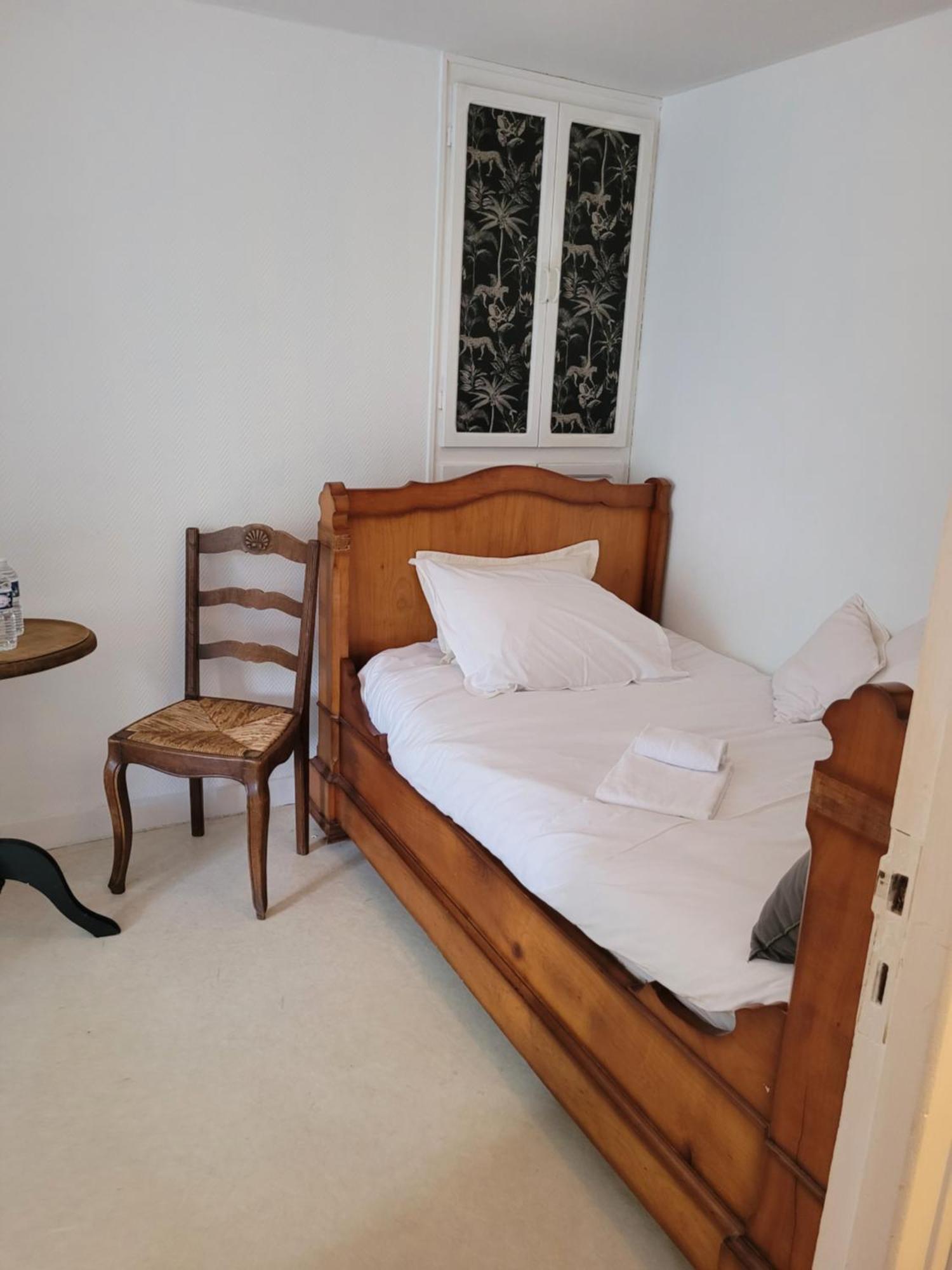 Hotel Duchesse Anne Динан Екстериор снимка
